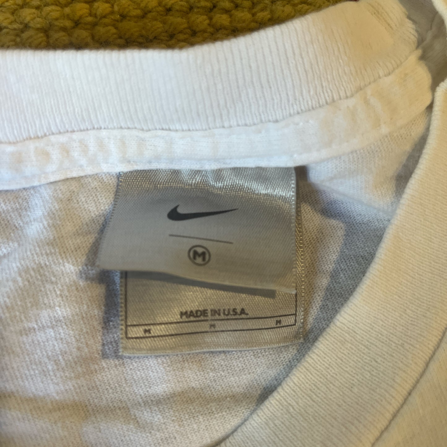 Nike Basketball tee (large)